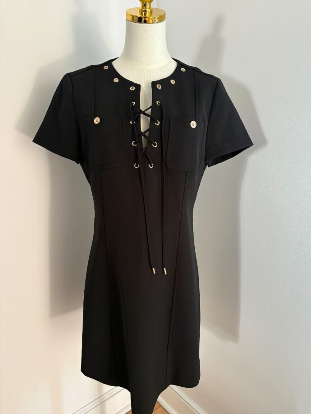 NWT Michael Kors Black Lace-Up Short Sleeve Sheath Dress Size 10